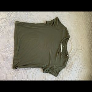 AMERICAN EAGLE t-shirt